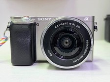Sony Alpha A6000 24.3MP