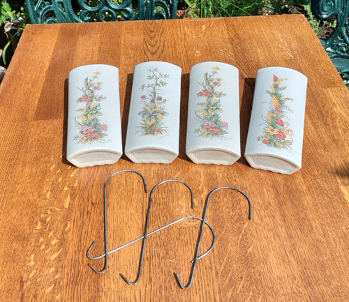 Vintage porcelain hanging - x,