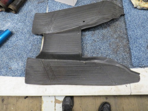 Suzuki cs50 foot - foot, rubbers