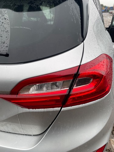 2018 ford fiesta line - x, t