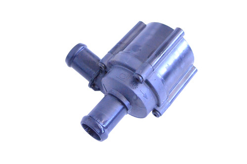 Audi auxiliary water - q7,