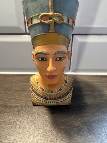 Egyptian nefertiti pharaoh - nefertiti,