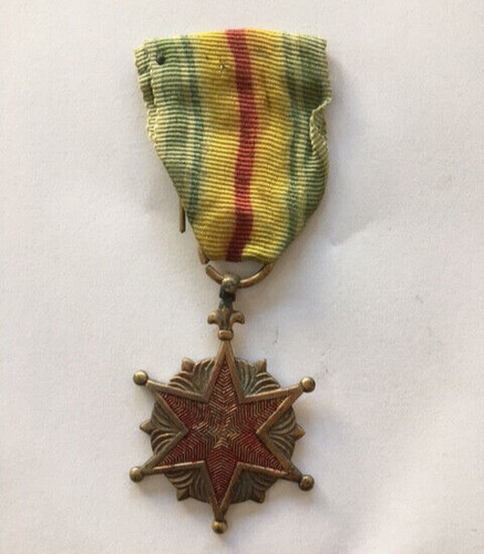 South vietnam wound medal - south,