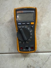 Fluke 117 True RMS Digital