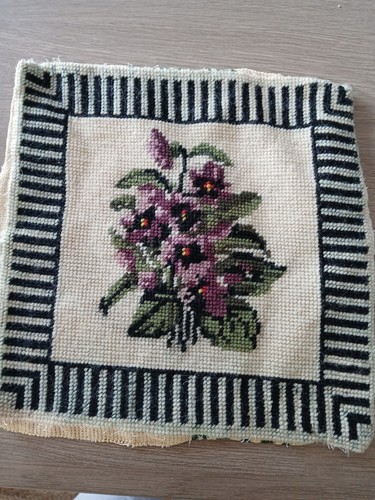 Tapestry square cms - 24,