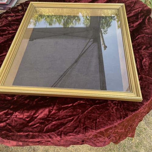 Deep boarder frame display - boarder,