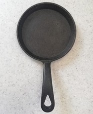 Mini 5" Cast Iron Skillet Frying Pan Egg Frying Pan Indoor Outdoor Black