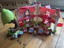 ELC Happyland Cherry Lane