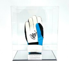Goalkeeper Glove Display Case