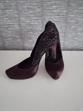 Bertie purple and Black laces