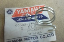 YAMAHA DT250 DT400 IT250 GENUINE NOS CLUTCH PUSH LEVER SPRING - # 90508-14360