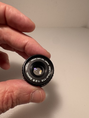 Pentax 110 24mm 8 lens - -, f2.8
