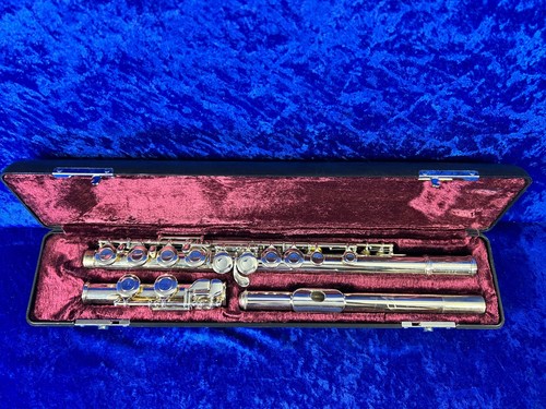 Armstrong 107e flute - flute, outfit