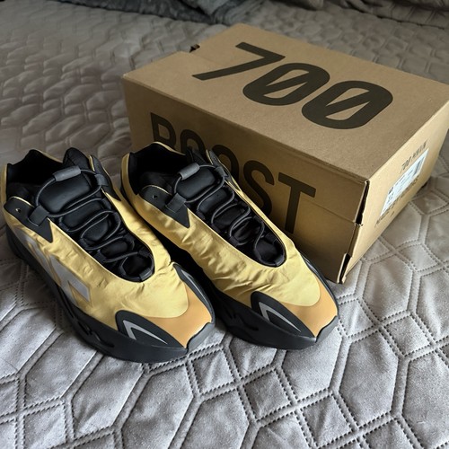 Size adidas yeezy - 11,