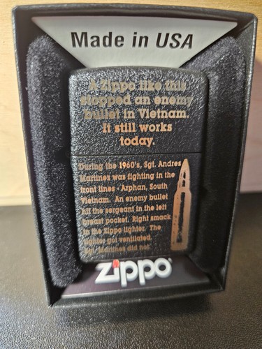 New unstruck zippo in - unstruck,