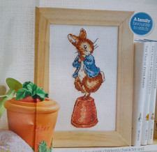 Cross stitch charts beatrix - cross,
