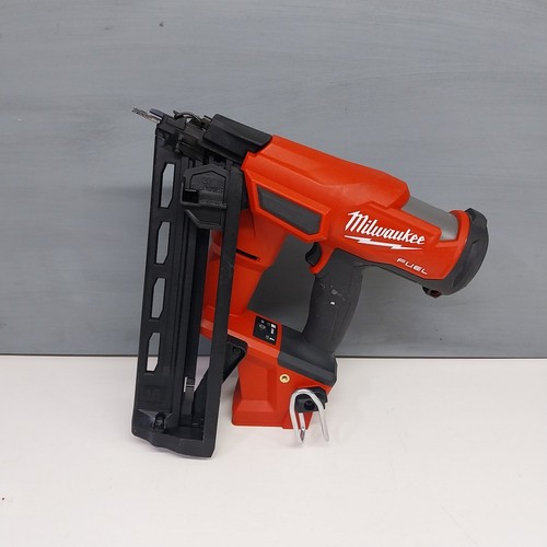 Milwaukee m18fn16ga 18v - milwaukee,