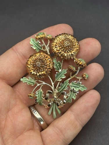 Vintage signed exquisite - signed,