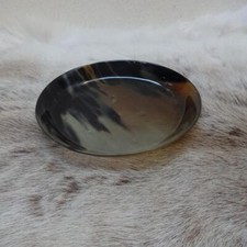 Polished cow horn plate - polished,