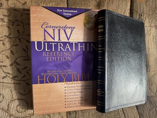 Bible cornerstone ultra thin - cornerstone,