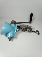 Vintage Spong Made On England Kitchen Grinder