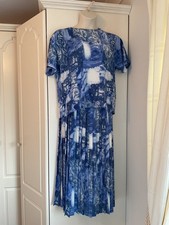 Ladies WINDSMOOR Suit For  Wedding Blue/White (Skirt size 16, Top size 14)