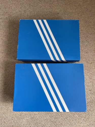 Adidas empty shoe - shoe, boxes