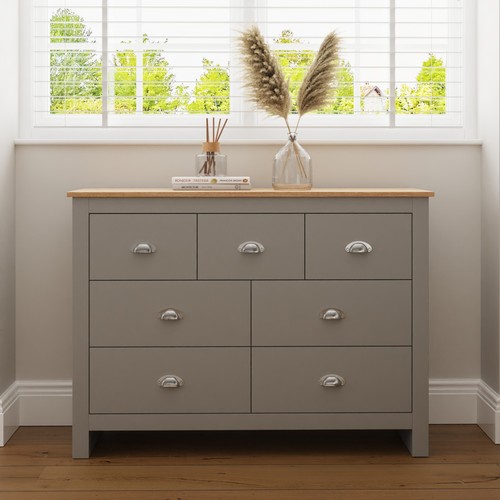 Lancaster merchants chest - lancaster,