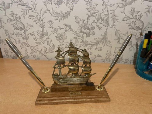 Hms victory reclaimed oak - hms,