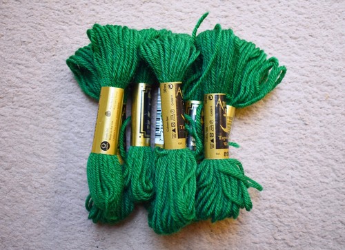 Green anchor tapestry wool - anchor,