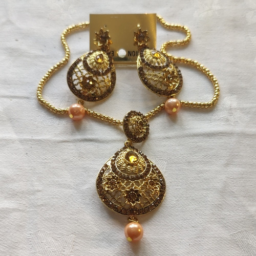 Gold tone pink faux - pearl, bead