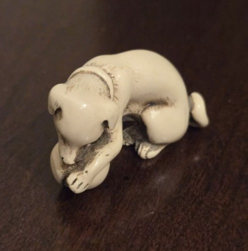Vintage netsuke dog - netsuke,