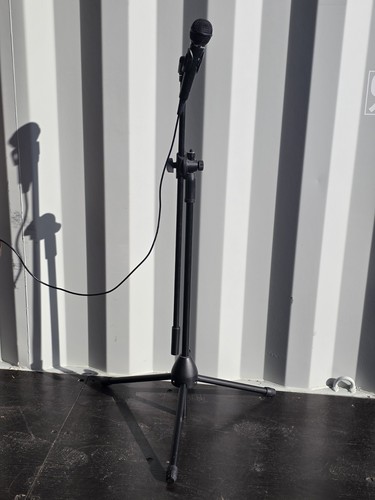 Tall dynamic microphone - dynamic,