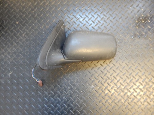 Genuine nissan almera - 99-04,