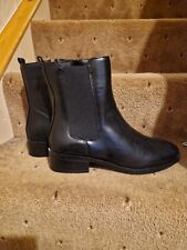 womens boots size 7 new
