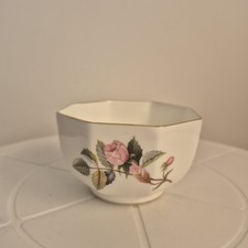 Wedgwood Hathaway Rose Hexagonal Bowl Vintage England Excellent Condition 