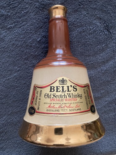 Bells scotch whiskey wade - scotch,