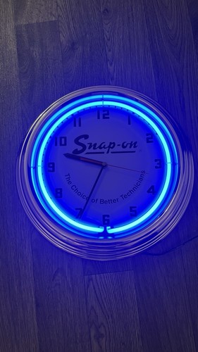Snap neon wall clock rare - neon,