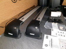 GENUINE THULE ROOF BARS RACK
