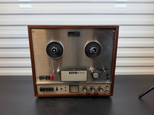 Vintage reel - vintage, to