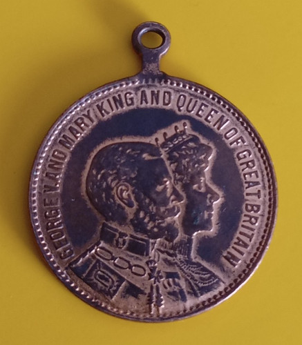 George 1911 coronation 25mm - v,