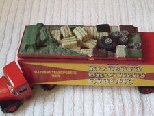 CORGI MODEL - (ROBERT BROS