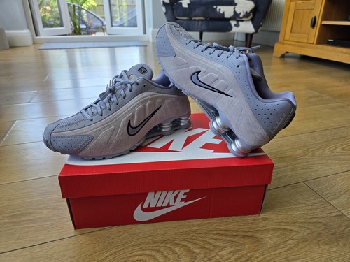 Nike shox grey trainers - r4,