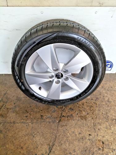 Skoda fabia alloy wheel - skoda,