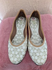 White & Gold Handcrafted