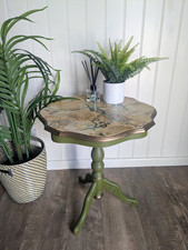 Occasion Table With World Map