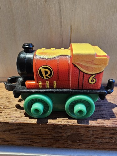 Thomas and friends minis - thomas,