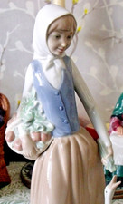 Superb Nao by Lladro Figure Figurine - Girl with Basket Feeding Goose