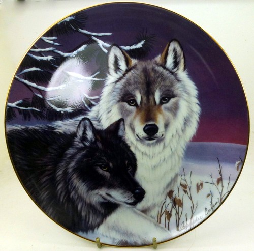 Wolves franklin mint plates - ~,
