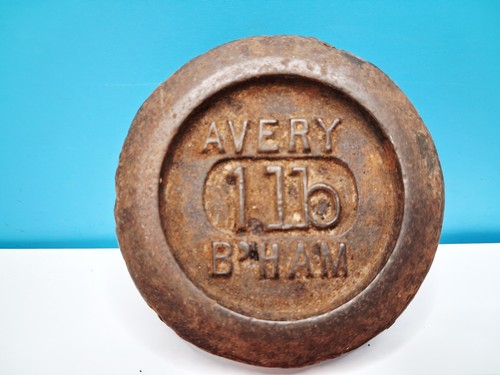 Vintage 1lb cast iron scale - cast,